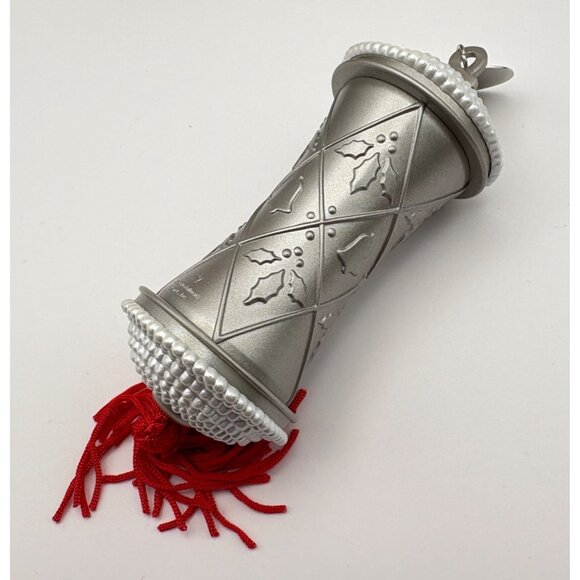 Hallmark Millennium Time Capsule Keepsake Ornament Silver Tassel 2000 Vintage - Picture 8 of 10